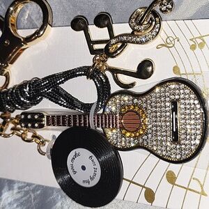 Piper K Guitar and Music Note Keychain Bag Charm Brand New HL M